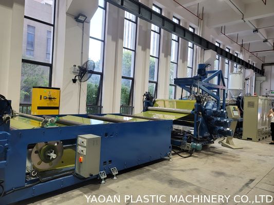 Máy đùn tấm PE 160kw Kích thước 25000 * 2000 * 2500mm