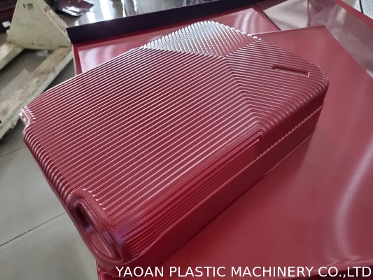 Đầu ra cao 4 lớp Máy ép đùn hành lý PC để làm vỏ xe đẩy cứng
